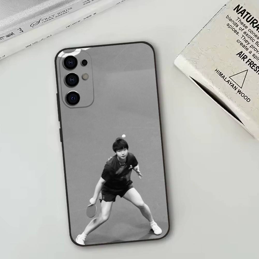 Etui na telefon z Sun Yingsha, – Table Tennis Quotes recenzja i cena
